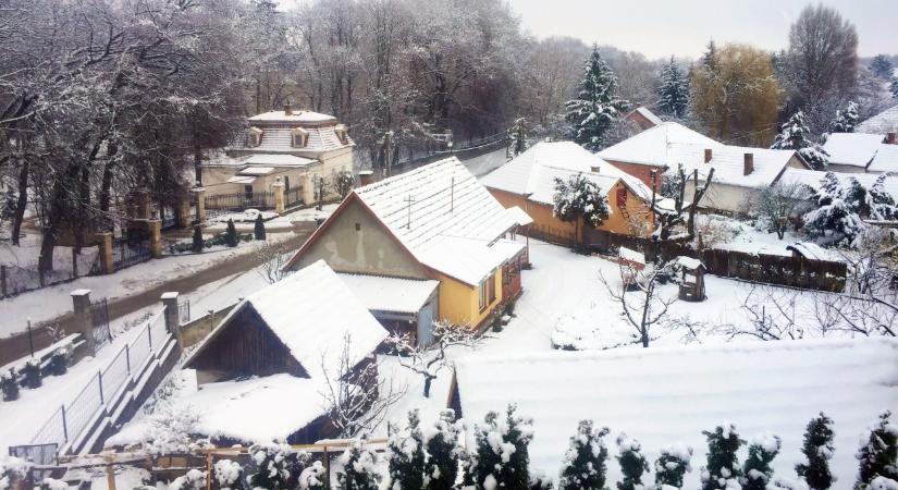 Rendkívüli áramszünet rengeteg magyar településen: most közölte a Katasztrófavédelem, vasárnap estétől extrém hideg várható