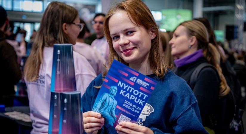 A Komárom-Esztergom vármegyei fiatalokat is nyitott kapukkal várják a Széchenyi István Egyetemen