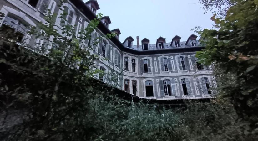 URBEX-kaland az elhagyatott kórházban – a szeánszon történtekre senki sem volt felkészülve