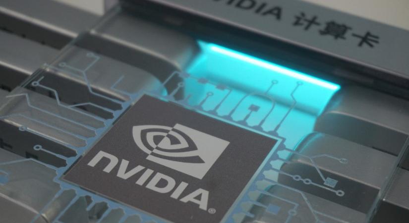 Miután Trump megengedte, most Peking nem engedi az Nvidia egyik legerősebb AI-chipjének bevitelét Kínába