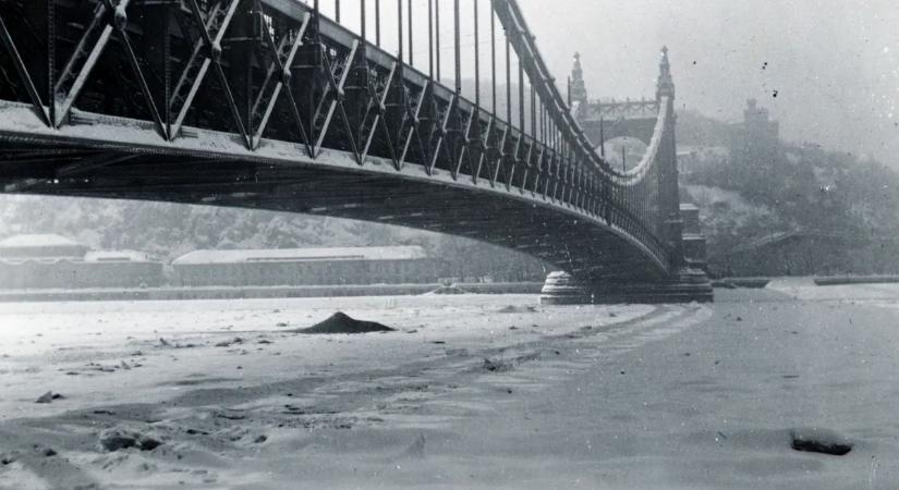 Retró galéria: Amikor a Duna teljesen befagyott - emlékszel még rá?