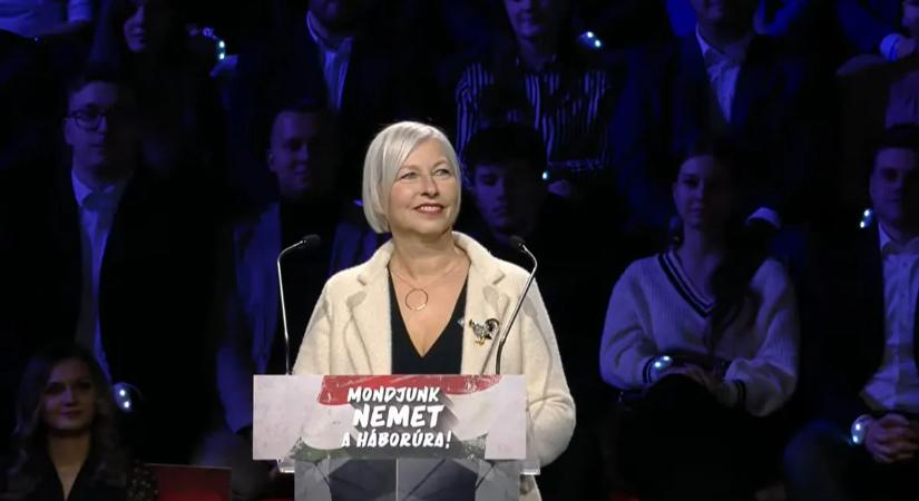 Csöbör Katalin: Megakadályozzuk, hogy a borsodi emberek pénzét a háborúba vigyék!