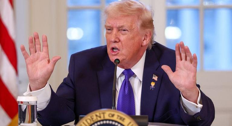 Trump béketanácsot hozna létre az ukrajnai háborút lezáró tűzszünet betartására