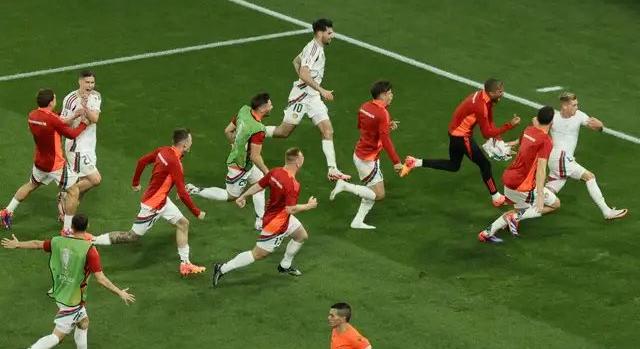 Szokatlan balhéba keveredett a magyar labdarúgó-válogatott közönségkedvence