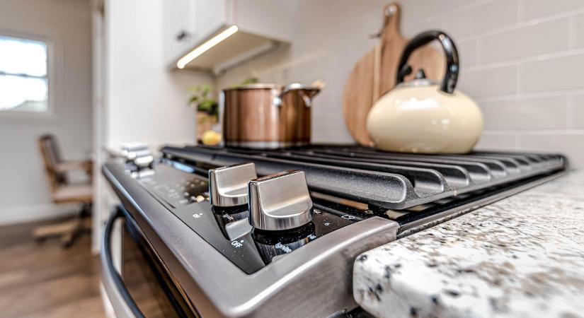 Minden létező eszközével fűtött, belehalt