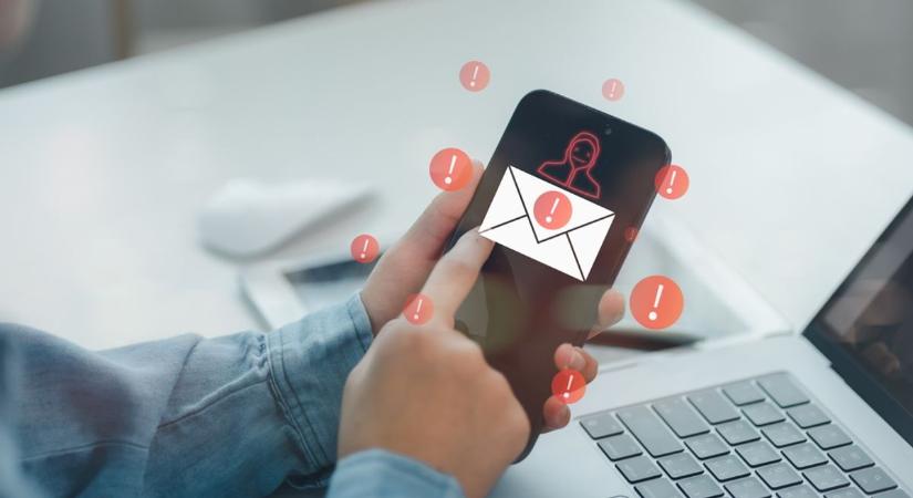 Ha ezeket tapasztalod, biztos, hogy lehallgat a telefonod – mutatjuk, mit tehetsz