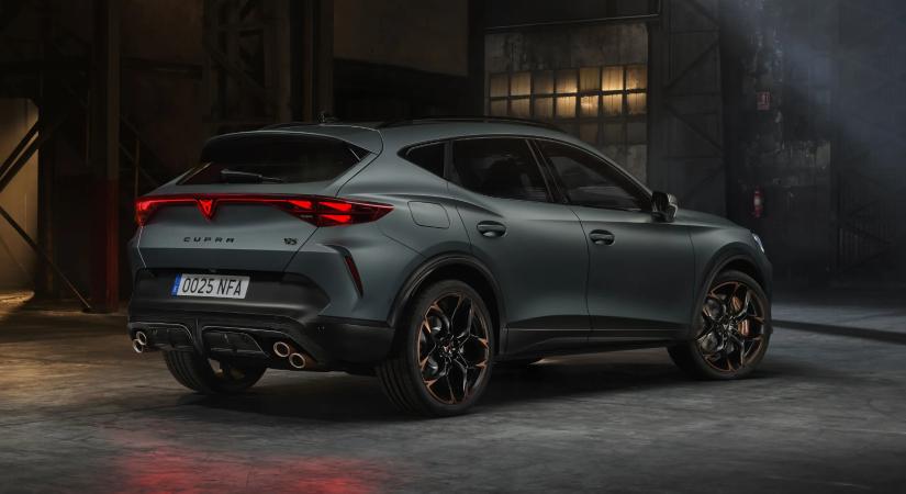 Ismét kapható itthon öthengeres motorral a Cupra Formentor! Íme az ára!