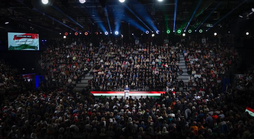 Orbán: Ez a szerelmi történet még nem ért véget