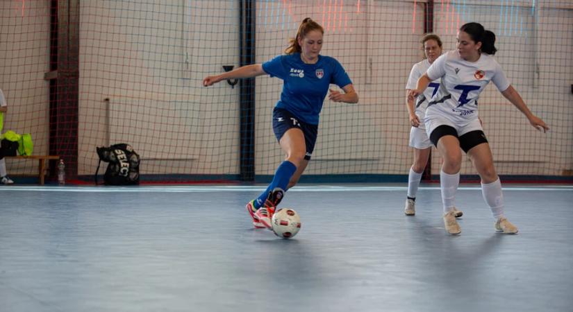 Kupahelytállás után az Arénában a női futsalcsapat