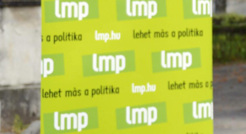 Nem indul az LMP sem tavasszal, már négy ellenzéki párt a félreállók sorában