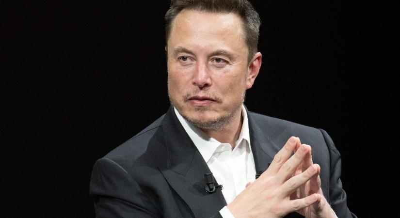 Elon Musk kirúgatná a Ryanair vezérigazgatóját