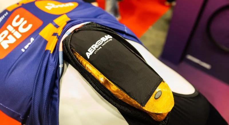 Lgzsk a mez alatt? A forradalmi megolds mr megrkezett a profi kerkprsportba (videval)