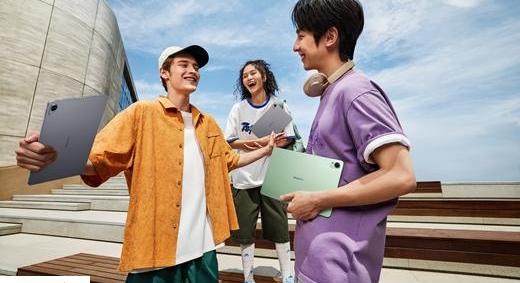 Papírmentes jegyzetelés és mobil munka egy eszközben – ezt tudja a HUAWEI új tabletje