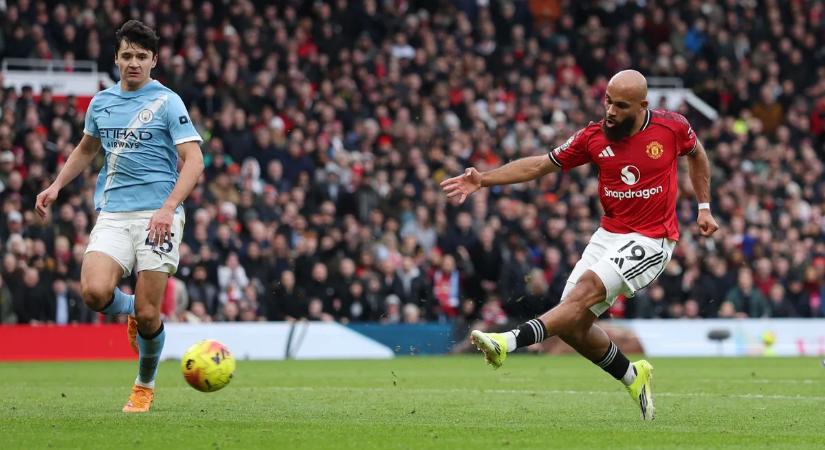 Carrick álomszerűen debütált, az MU nyerte a manchesteri derbit