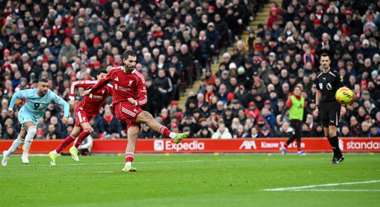 Ez sem mindennapi: Szoboszlai Dominik büntetőt rontott a kiesőjelölt ellen – videó!