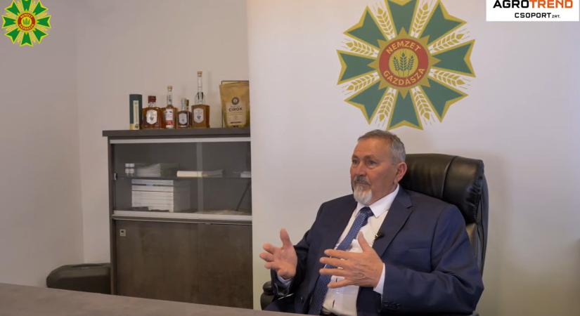 Feczák János – A Nemzet Gazdásza