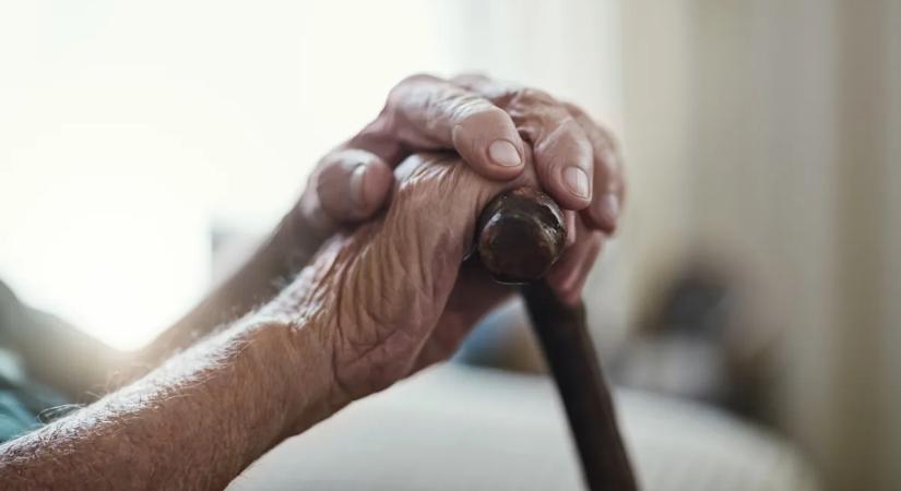 Meghalt a világ legidősebb embere: lenyűgöző, 142 éves kort élt meg a férfi