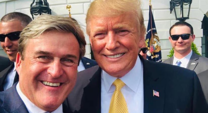 A Tisza Párt Shell-vezér igazolásával üzent a jövőnek: a profit az első