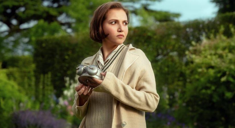 Agatha Christie: A Hét Számlap – kritika