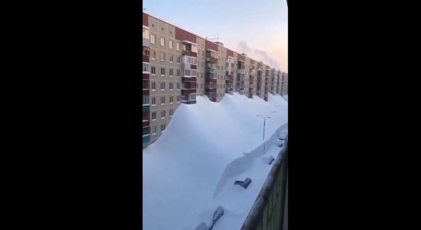 Ez az igazi tél: „Oroszország összes hava Kamcsatkára hullott” (VIDEÓ)