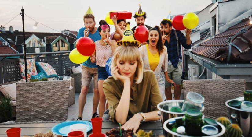 Rajtakaptam a csajomat egy másik pasival, erre olyat mondott, hogy lehidaltam