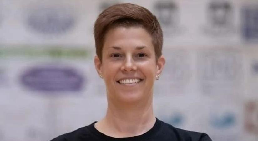 „Szellemi” edzőként is segít