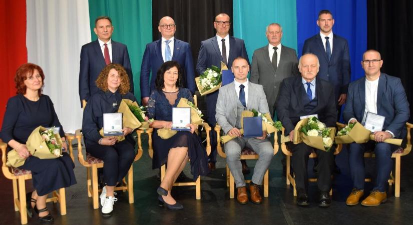 Ez a város élt a felkínált bizalommal, s a közösségi szellem is példaértékű (galéria, videó)