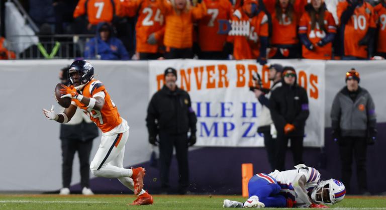 Elképesztő hosszabbításos dráma, az év legszürreálisabb jelenete után – videó!