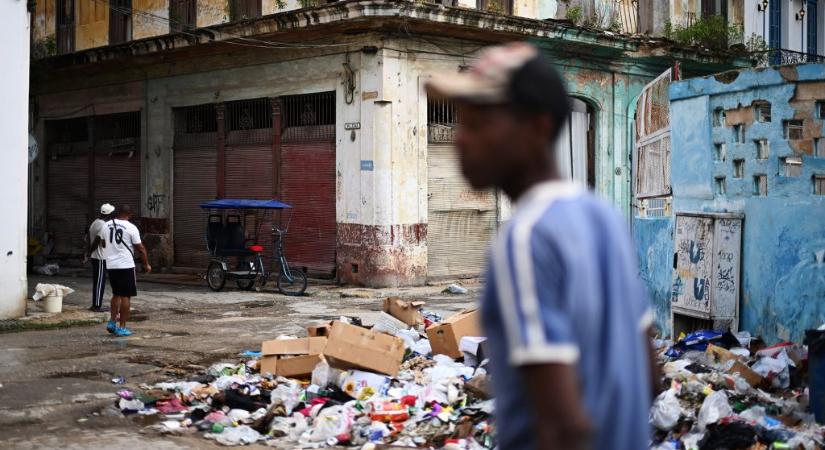Nincs víz, benzin és áram a karibi országban, ráadásul Kubánál csak Ukrajna veszít több lakost