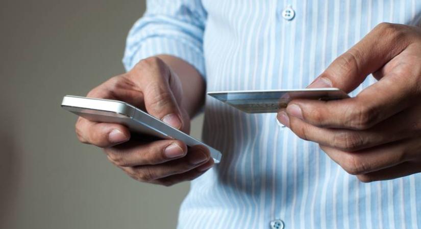 Tudtod nélkül bűntettre vesznek rá a csalók: ez a módszerük