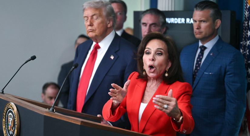 Felmentette a bíróság a hajléktalan férfit, akit azzal vádoltak, hogy lézert irányított a Trumpot szállító helikopterre