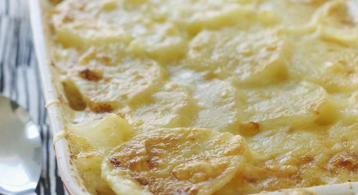 Könnyed rakott krumpli pulykával és joghurttal: így élvezhető a diéta