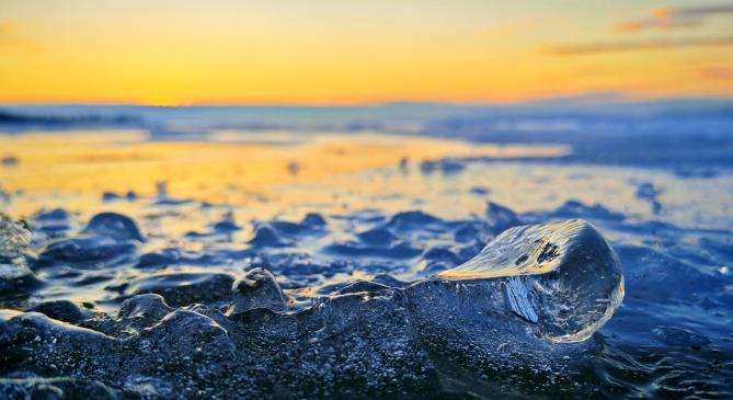 Zord reggelre ébredt közel az ország fele