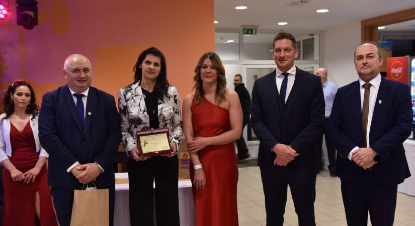 Sosem felejtette el, honnan jött: most a szövetség ismerte el az egykori gólvágót