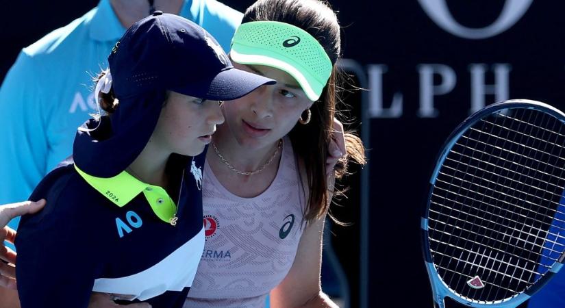 Dráma az Australian Openen: meccs közben ájult el a labdaszedő