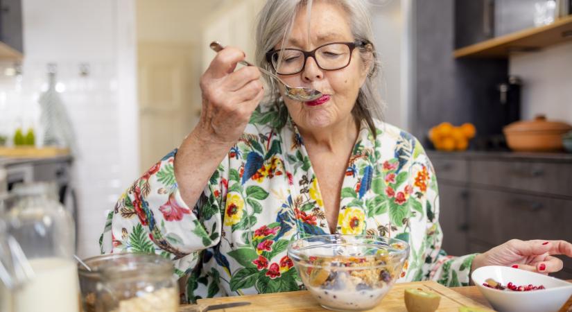 A legjobb időpont a reggeli elfogyasztására a hosszú élet érdekében táplálkozási szakértők és orvosok szerint