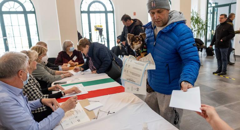 Terítette lapjait a Fidesz és a Tisza, megmutatjuk a legnagyobb összecsapásokat