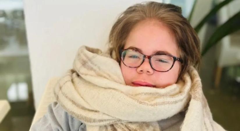 Egy nappal negyedik születésnapja előtt kapta meg a demencia diagnózisát egy kislány