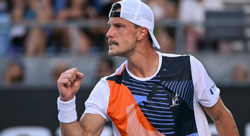 Australian Open – Fucsovics sima győzelemmel nyitott