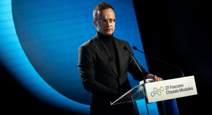 Szijjártó megfenyegette az EU-s nagyköveteket