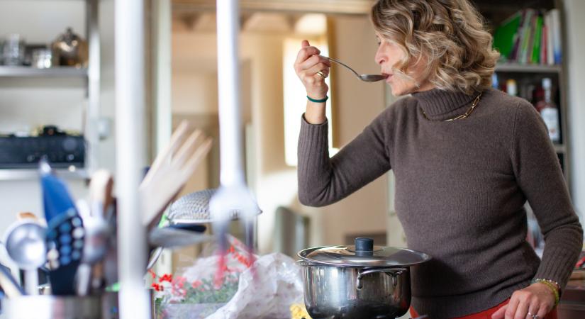 A pszichológia szerint azok az emberek, akik főzés közben rendet raknak, 8 különleges tulajdonsággal rendelkeznek