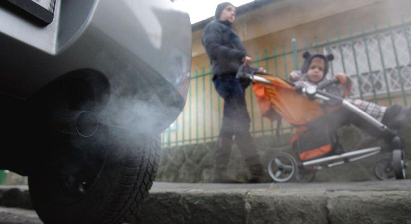 Fejfájás és kaparó torok? Ezt teszi a szervezetünkkel a tél