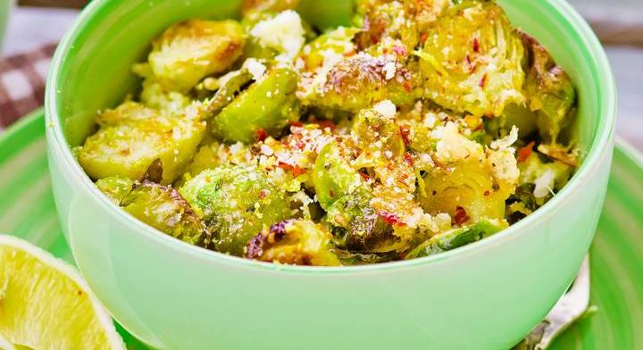 Laktató rakott kelbimbó: ropogós sajtkéreg sül a tetejére