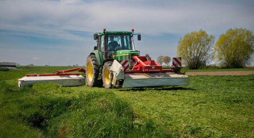 Elektronikus bejelentéshez kötött a kaszálás