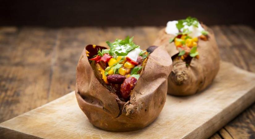 Fogyókúrás mediterrán tál percek alatt: fehérjedús, isteni eledelt mutatunk