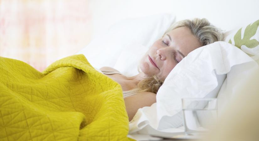 60 felett jobb korán kelni, vagy többet aludni?