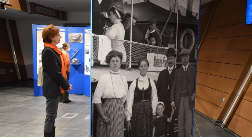 Tengerre, magyar! Karcagra futott be a különleges kiállítás, amit már százezren láttak – galéria videó