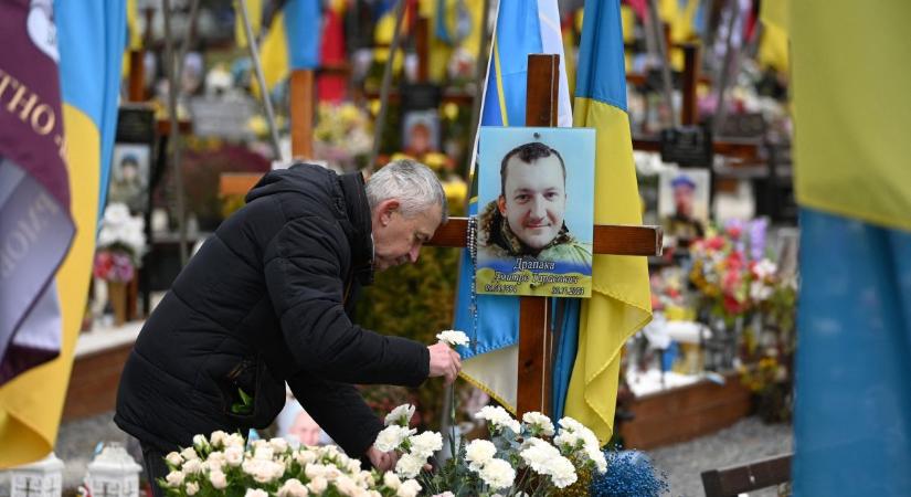 Elképesztő hír, ez mindent megváltoztathat: az ukrán politikusok jelentős része már bármi áron tűzszünetet kötne az oroszokkal