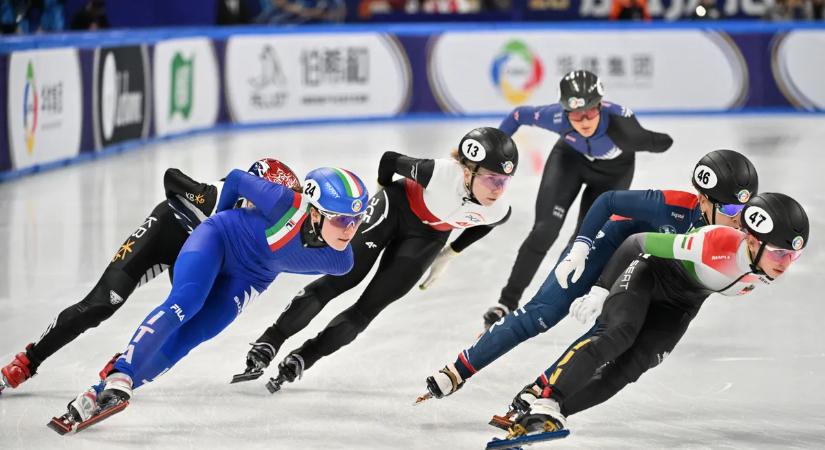 Óriási siker a rövidpályás gyorskorcsolya-Eb-n: bronzérmes lett a magyar vegyes váltó