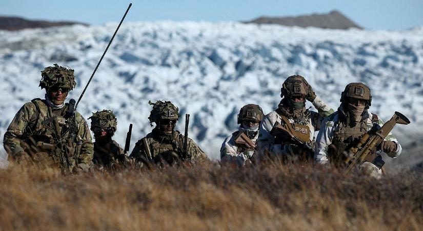 Mi folyik itt? Ki nem találná, hány katonát küld Grönlandra a szomszédunk